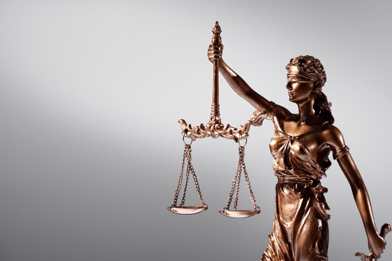 Anlaşmalı Boşanma mı, Çekişmeli Boşanma mı? Hangi Durumlarda Hangisi Tercih Edilir?